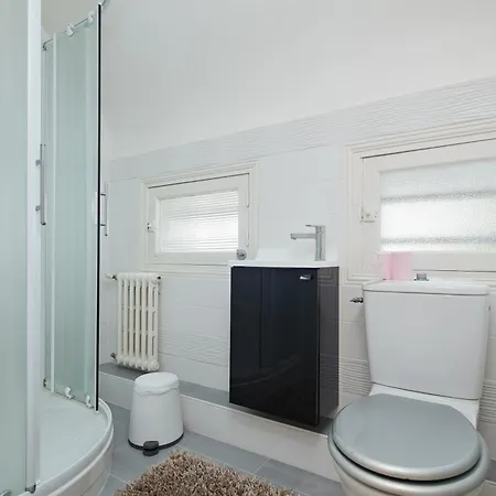 Villa Familiale 5 Chambres Avec Grande Terrasse & Proche De La Plage Villa *