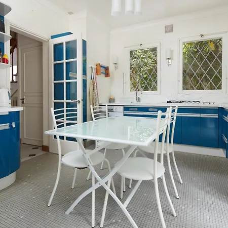Villa Villa Familiale 5 Chambres Avec Grande Terrasse & Proche De La Plage *